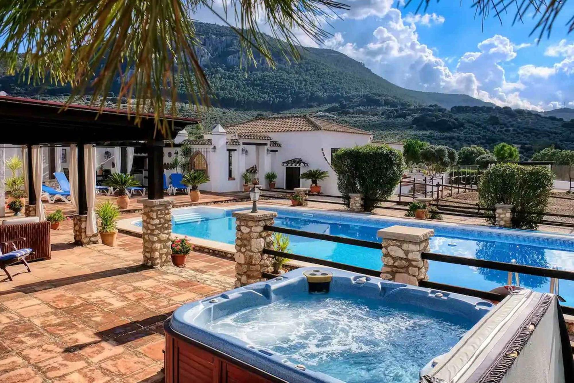Pasa Fina, Luxury Holiday Retreat Villanueva del Trabuco Exterior photo